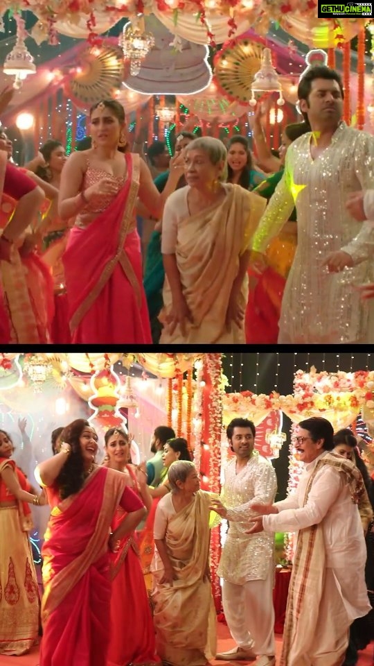 Oindrila Sen Instagram - আসছে কাল আমাদের পরিবার আপনাদের কাছের সিনেমা হল এ। পয়লা বৈশাখ শুরু হোক হাসি দিয়ে। আনন্দ দিয়ে। পরিবারের ভালোবাসা দিয়ে। #lovemarriage #releasingtomorrow #14thapril @surinderfilms @adhyaaparajita #ranjitmallick #sohagsen