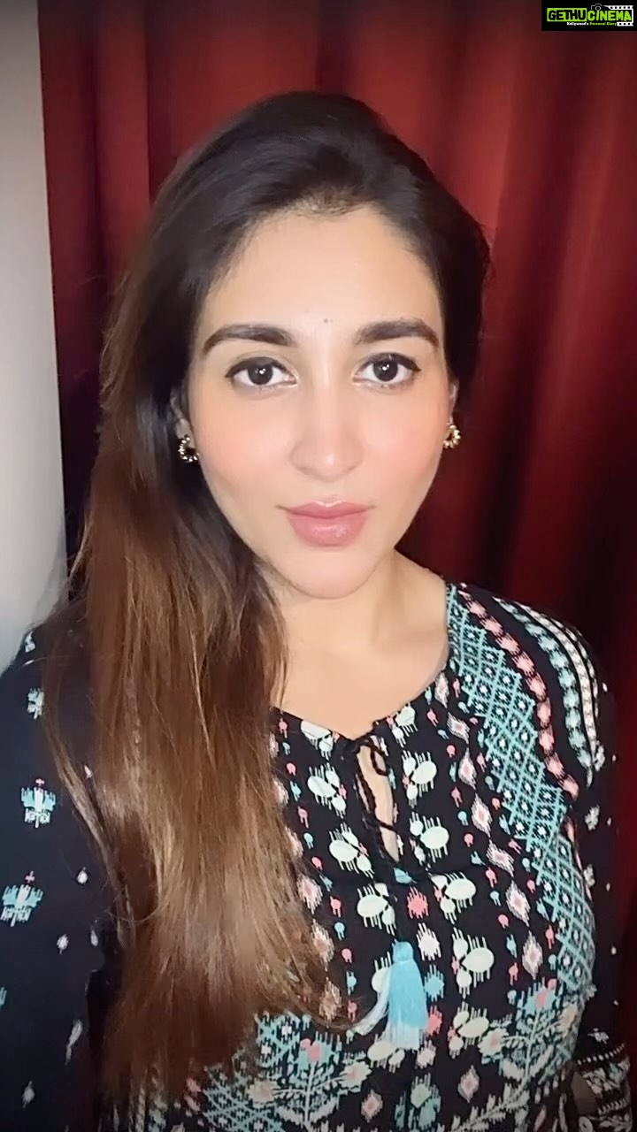 Oindrila Sen Instagram - Something big is coming #ErporKi #ZEE5 #ZEE5Bangla