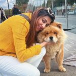 Oindrila Sen Instagram - #pawsomemoments #paris 🇫🇷 Paris les Champ Élysées