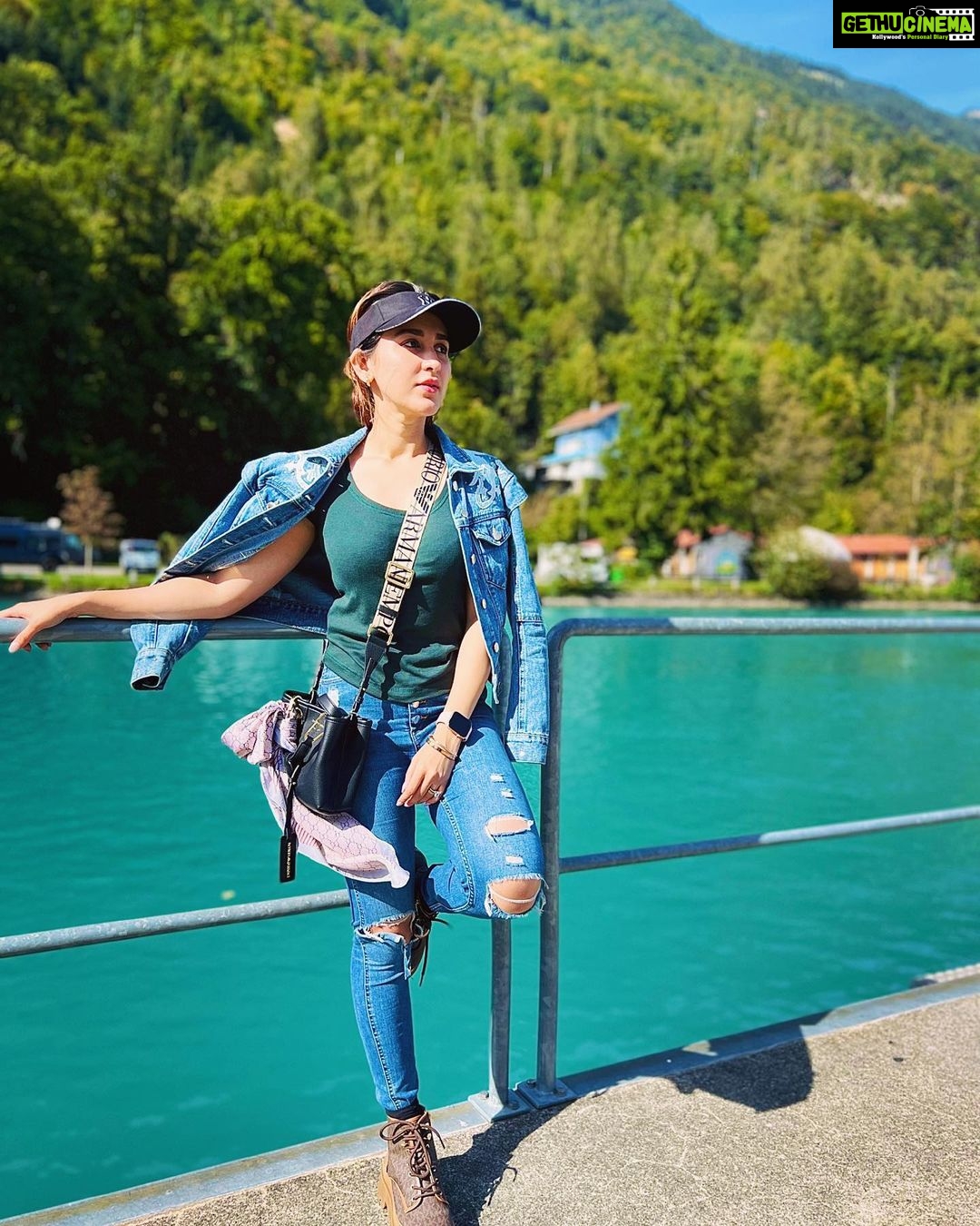 Oindrila Sen Instagram - IN LOVE🇨🇭 Beatenberg, Switzerland