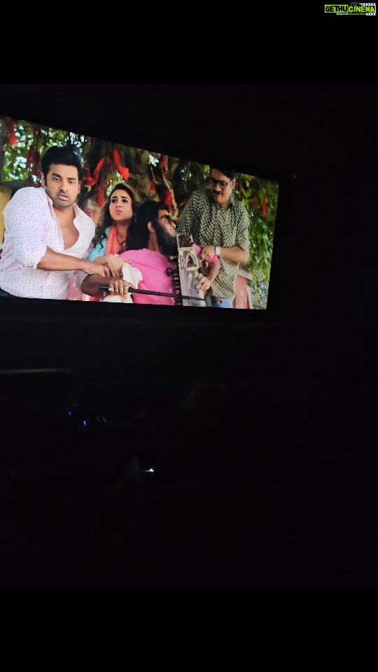 Oindrila Sen Instagram - Thanks for all the love you all have showered on us in these last few days .... We are overwhelmed 🤗❣️ #LoveMarriage Now in Cinemas. Book your tickets now, link in Bio ⬆️ @surinderfilms @love_oindrila