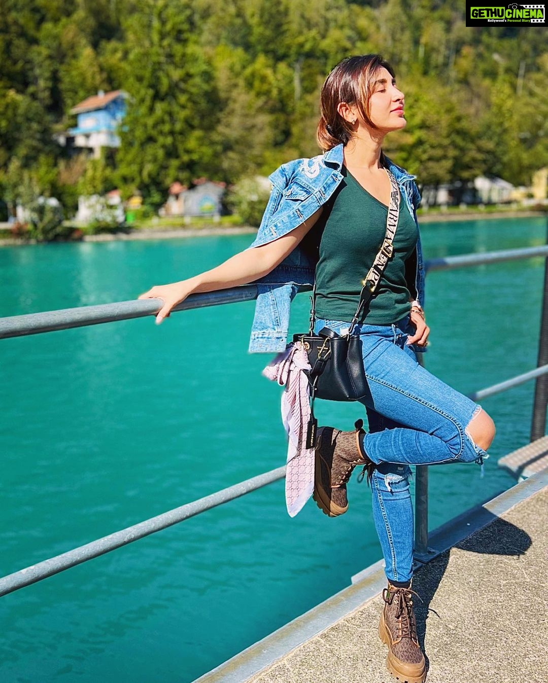 Oindrila Sen Instagram - IN LOVE🇨🇭 Beatenberg, Switzerland