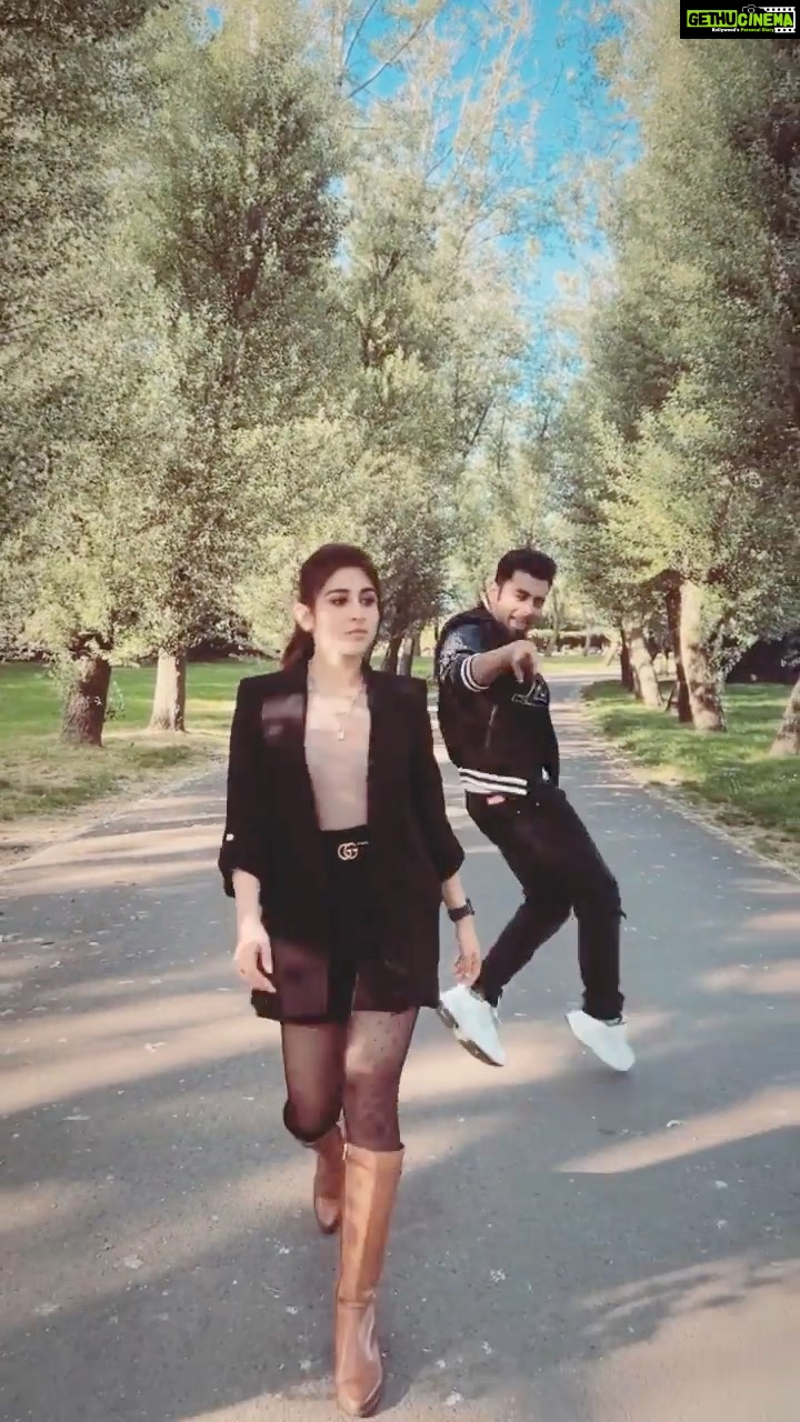 Oindrila Sen - 49.7K Likes - @love_oindrila I alwaz try to give u what u deserve.. so herezz ur answer u deserve.. 😉
Our cinematographer - Again @shaheb_bhattacherjee_official 😜