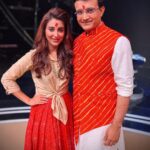 Oindrila Sen Instagram - Watch #dadagiriseason9 today 9:30pm @zeebanglaofficial @souravganguly #holispecial #rangiediejao 💜❤️💙💛💚🤎🧡