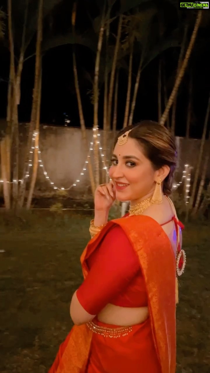 Oindrila Sen - 101K Likes - Happy Sunday ❤️
#nainowalene #trending #lovestory #weddingseason #reelitfeelit #reels #sunday #instadaily #instamood #instamoment #oindrilasen