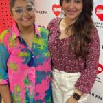 Oindrila Sen Instagram - Rapid Fire 69 Seconds ! @love_oindrila with @rj_riya_official Stay tuned for more such fun content. #Kolkata #Actor #celeb #fun #ishq #dotheishqbaby #rapidfire #fun #truthbomb #bengal #zee5 #shwetkali