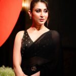 Oindrila Sen Instagram - SHE AWARDS by @t2telegraph 🖤 . . . . . . . Styling @rabhisek MUA @makeupartist.sourab Hair @sarmistha1992 Assisted by @being_prasun @arkaloves 📸 @anirbandas1622