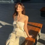 Palak Tiwari Instagram - ☀️