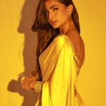 Palak Tiwari Instagram - Posting now because it’s golden hour ✨ @amitkhannaphotography @sohail__mughal___ @stylingbyvictor @darenmemonofficial @rahul_sharma221 @garimakarwariyadesigns @jet_gems