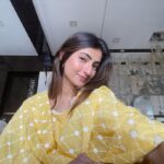 Palak Tiwari Instagram - 🥰🥰🥰 @shopmulmul @stylingbyvictor @sohail__mughal___