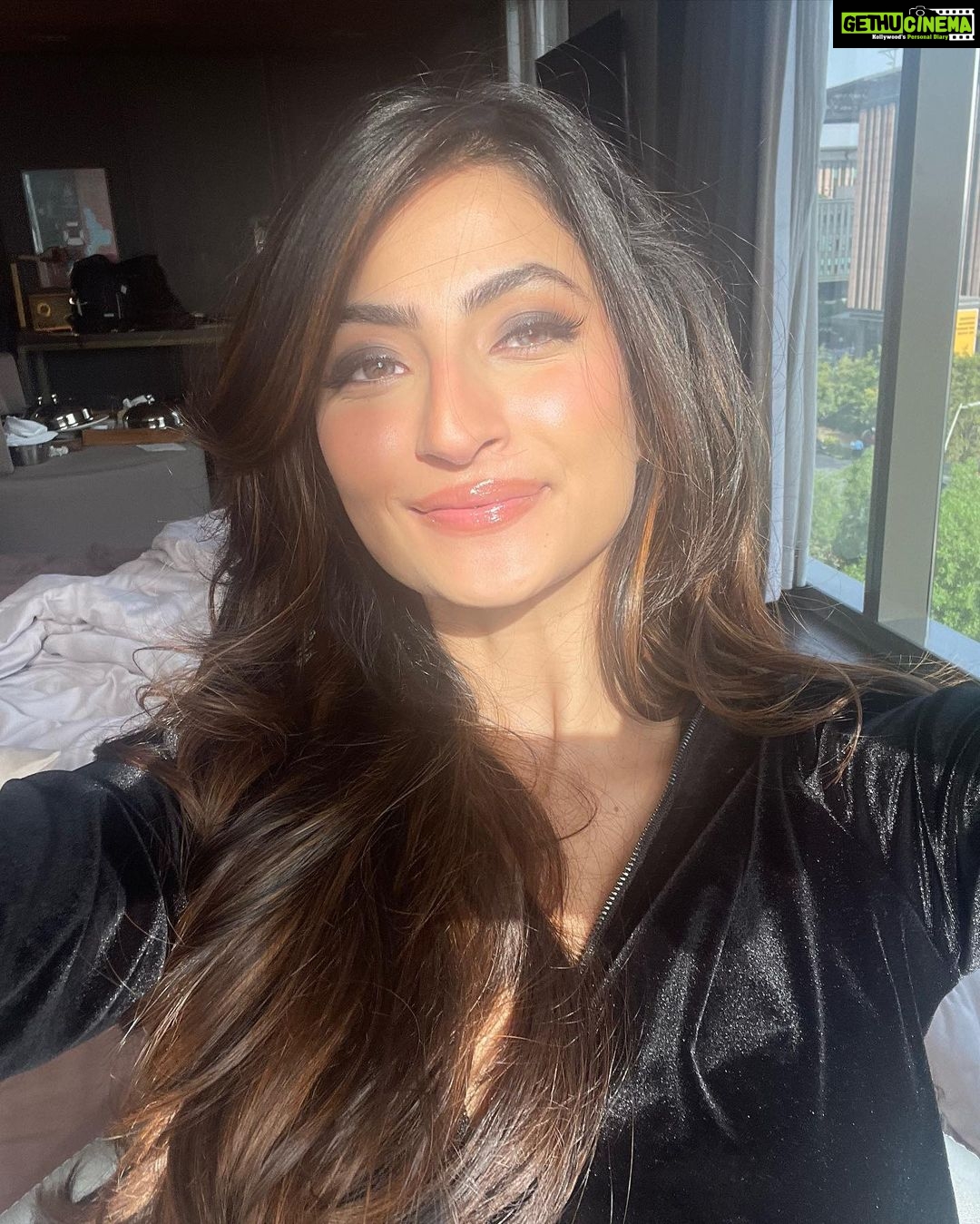 Palak Tiwari Instagram - A definite late post but had a wonderful time in Delhi!!🥰 Thank you for having me @fireboltt_ @delhi.times, was a true pleasure and a complete honour as always 💙❤️ …. And yes I stick to large windows sometimes it’s nbd 🤖