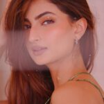 Palak Tiwari Instagram - This time it’s up close and Sandy @smileplease_25