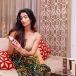 Palak Tiwari Instagram - Growing up I was awe-inspired by my mom’s long and shiny hair, and how she maintained them even with her hectic schedule. Her Secret? All-natural reliable ingredients. My search for the best ingredients ended with @mothersparsh Onion Hair Rasa which has Raw Onion Extract and 2%Redensyl. With ingredients that are clinically proven to reduce hair fall and improve scalp health, I can flaunt my long locks with pride. Grab your bottle of Onion Hair Rasa now for healthy, lustrous hair and get Flat 40% OFF + Extra 10% Cashback on Mother Sparsh Website! The cashback will be added to your Mother Sparsh Wallet which can be redeemed on your next order. This offer is available for limited time only on mothersparsh.com Agency: @strattonsocial Managed by @celeb_connect #ad