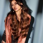 Palak Tiwari Instagram - 🔍🔍🔍🔍 @amitkhannaphotography @sohail__mughal___ @stylingbyvictor @makeupbyanshu @stylistsony @ashfaq.shop @blingvine