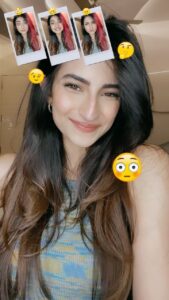 Palak Tiwari Instagram - Try the #bijleebijlee challenge NOW and tag us🤪❤️⚡️

@desimelodies @harrdysandhu @arvindrkhaira @jaani777 @avadhnagpal