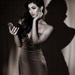 Palak Tiwari Instagram - The best team everrrrr @amitkhannaphotography @stylingbyvictor @sohail__mughal___ @makeupbyanshu @stylistsony Jewellery @blingvine