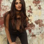 Palak Tiwari Instagram - 🤎 @sjframes @rahul_sharma221 @martyco.in @misho_designs @londonrag_in Styling - @rochelledsa & @anishagandhi3 Styling Intern - @ssssamridh