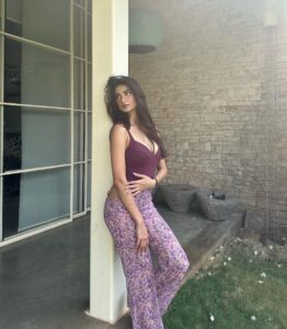 Palak Tiwari Instagram - 👾