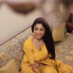 Paoli Dam Instagram - নয়ন আমার রূপের পুরে সাধ মিটায়ে বেড়ায় ঘুরে, শ্রবণ আমার গভীর সুরে হয়েছে মগন ॥ জগতে আনন্দযজ্ঞে আমার নিমন্ত্রণ || . . . . #life #love #ecstasy #happiness #smile #lovemylife #actor #actorslife #happylife #traditional #ootd #saree #yellow #yellowsaree #potd #pictureoftheday #instagood #instamood #instagram #instaphoto #likesforlike #instalike #portrait #paolidam #paolidamofficial