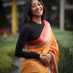Paoli Dam Instagram - Kolkata in a winter afternoon is pure ecstasy!❤️ . . . #kolkatadiaries #winterafternoon #winteroutfit #ecstasyhearts #sareefashion #afternoonquotes #kolkatagram #pureemotion #cityofjoy #mycity #somesnaps #instapost #instagood #paolidam #paolidamofficial