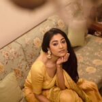 Paoli Dam Instagram - A protracted thought, peeking through the chandelier wanted the bird within to fly, The benign numen reminded me of the virtue in fealty, so, why pry! . . . . . #thoughts #life #virtue #lightandbright #introspection #chandelier #saree #fashion #yellow #yellowsaree #tradition #traditional #ootd #potd #instagram #instagood #instamood #instafashion #instalove #paolidam #paoli #paolidamofficial