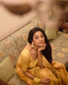 Paoli Dam Instagram - A protracted thought, peeking through the chandelier wanted the bird within to fly, 
The benign numen reminded me of the virtue in fealty, so, why pry!
.
.
.
.
.
#thoughts #life #virtue #lightandbright #introspection #chandelier 
#saree #fashion #yellow #yellowsaree #tradition #traditional #ootd #potd #instagram #instagood #instamood #instafashion #instalove #paolidam #paoli #paolidamofficial