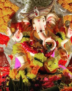 Parag Tyagi Instagram - Bappa aaya hamare Ghar ❤️❤️

#ganpatibappamorya #love #bappa #festival #mana #grateful #gratitude #positivevibes #energy #happiness