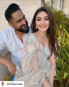 Parag Tyagi Instagram - Posted @withregram • @shefalijariwala Together is a wonderful place to be !
#love #couplegoals 
.
.
.
#karwachauth #couples #happiness #joy #blessed #positivity #tuesday  #pic