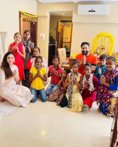 Parag Tyagi Instagram - Posted @withregram • @shefalijariwala May Maa Durga illuminate your life with countless blessings of happiness Happy Durga Ashtami !
#kanyapujan #blessed 
.
.
.
#ashtami #joy #happiness #blessbeyondmeasure #positivity #navratri #wednesday #pic #love #gratitude #maa #jaimatadi #festival