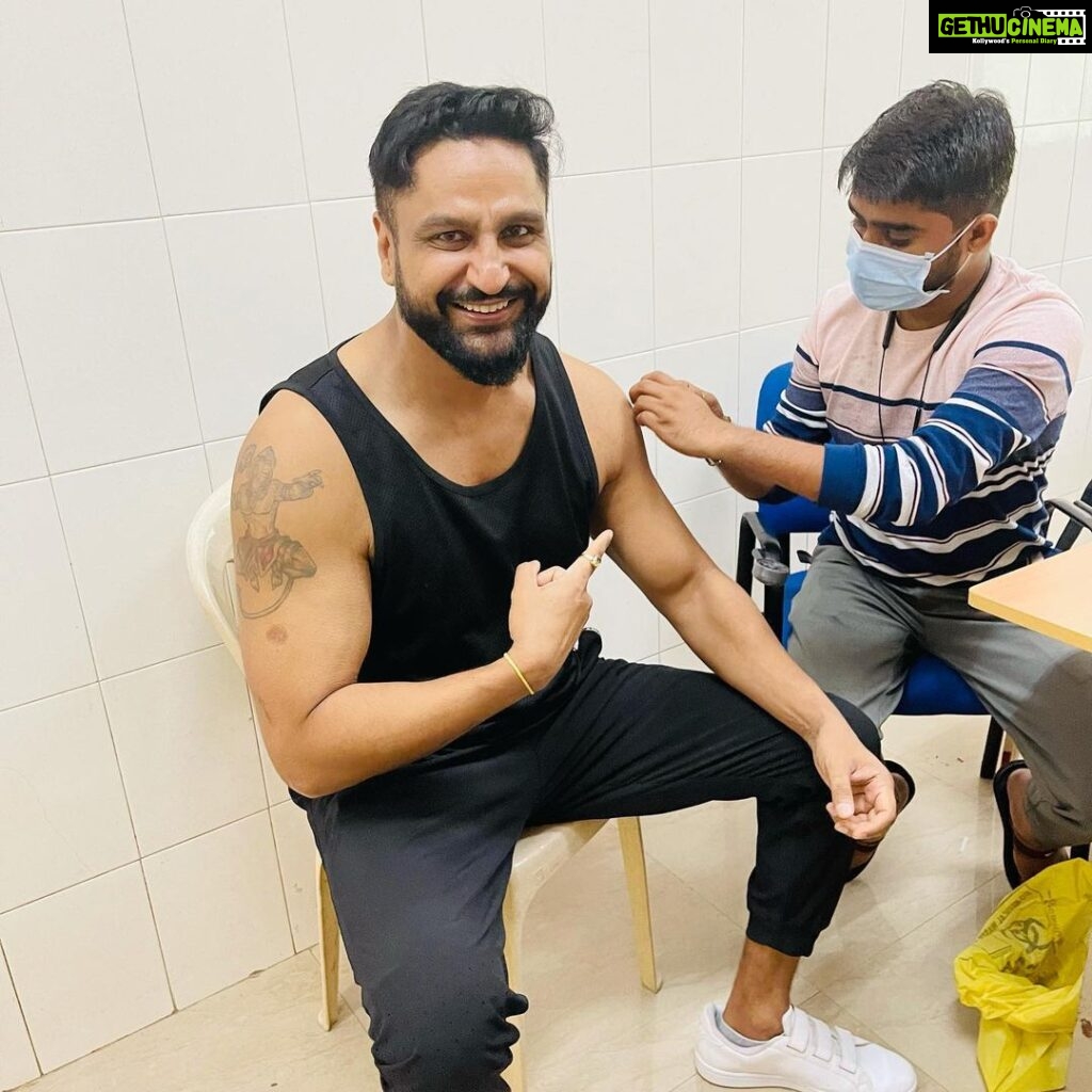 Parag Tyagi Instagram - 2nd dose of #covid_19 vaccine done. So Grateful to all who made this possible.. #stayhomestaysafe #covid_19 #fullyvaccinated #covishield