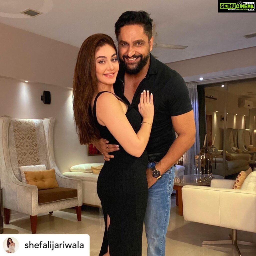Parag Tyagi Instagram - Posted @withregram • @shefalijariwala About last night… #celebrating with @paragtyagi . . . #athome #love #spreadlove #spreadpositivity #tgif #instadaily #funtimes #life #grateful #fun @thebostoncafeandpatisserie