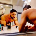 Parag Tyagi Instagram - My soul is the mirror of the Universe & my body is it’s Frame!! हैप्पी इंटरनेशनल मेंस डे। #internationalmensday #menwillbemen