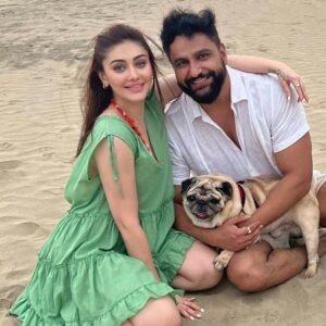Parag Tyagi Instagram - My cuties, my life lines ❤️❤️❤️Posted @withregram • @simba_mommys_boy Happy #sundayfunday !
@shefalijariwala @paragtyagi 
#pugsofinstagram #puglove #puglife #love #dogsofinstagram #familygoals #familytime #love #family #gratitude