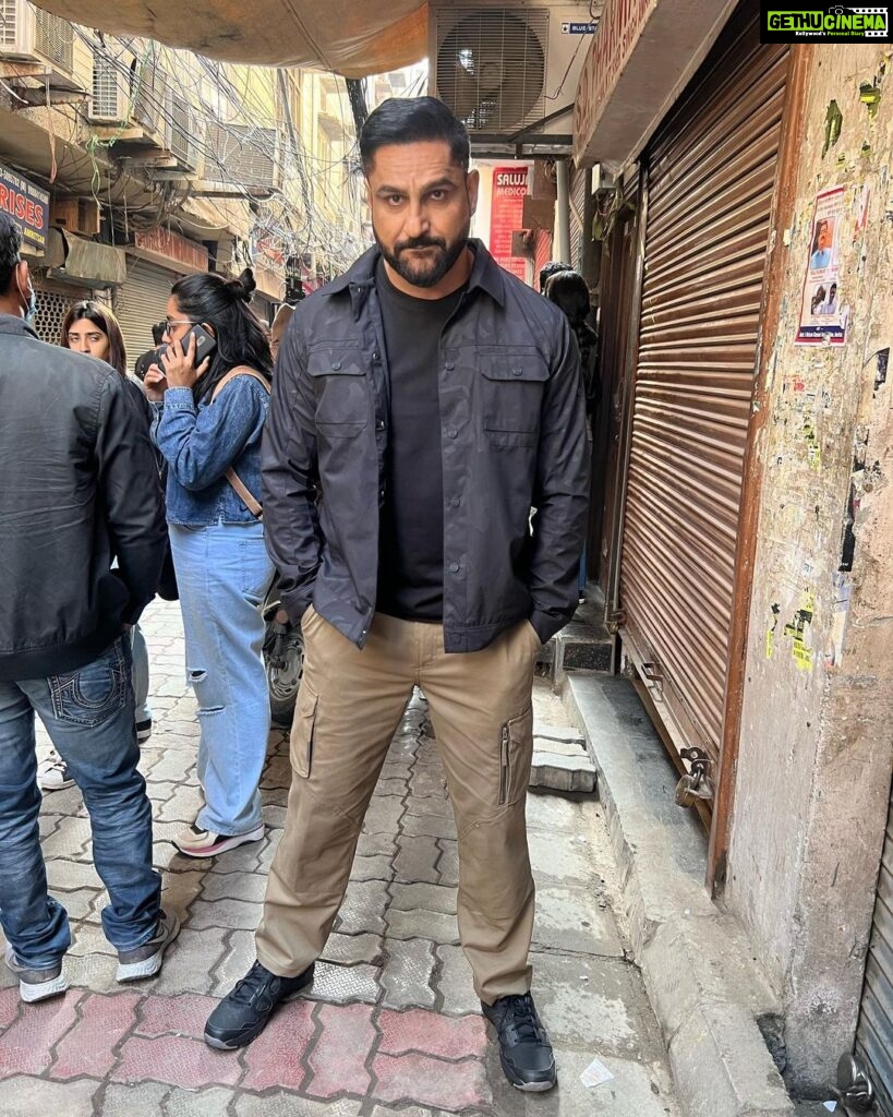 Parag Tyagi Instagram - Grateful… #thankful #gratitude #blessed #happy #happiness #onlocation #action #instagood #beginning #new #work #happiness #paradise #family #movie #film #love #positivity #mindful #soul
