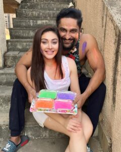 Parag Tyagi Instagram - Posted @withregram • @shefalijariwala Let the colours of Holi bring cheer and happiness to your life. 
Happy Holi from mine to yours ❤️❤️
.
.
.
#happyholi #joy #happiness #positivity #enjoy #holi #bestwishes #love #family
