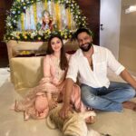 Parag Tyagi Instagram - Wishing a beautiful, colourful and cheerful Ganesh Chaturthi to everyone. May this festive occasion bring along many more smiles and many more celebrations for you ! #ganpatibappamorya #ganeshchaturthi #ganpati #2022 #celebration #blessed . . . @shefalijariwala @paragtyagi @simba_mommys_boy #celebration #positivevibes #positivity #happiness #gratitude #abundance #instagood #instapic