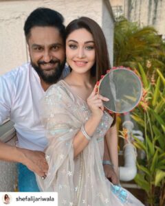Parag Tyagi Instagram - Posted @withregram • @shefalijariwala Together is a wonderful place to be !
#love #couplegoals 
.
.
.
#karwachauth #couples #happiness #joy #blessed #positivity #tuesday  #pic