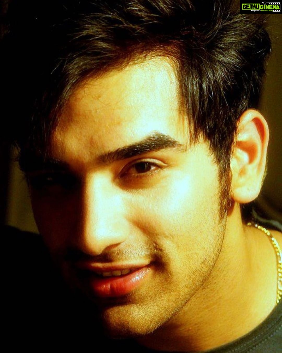 Paras Chhabra Instagram - Sharing few old pictures coz new content aane mein time hai…. #throwback #2012 #modellingdays #supermodel #paraschhabra #parasarmy #biggboss #splitsvilla5winner