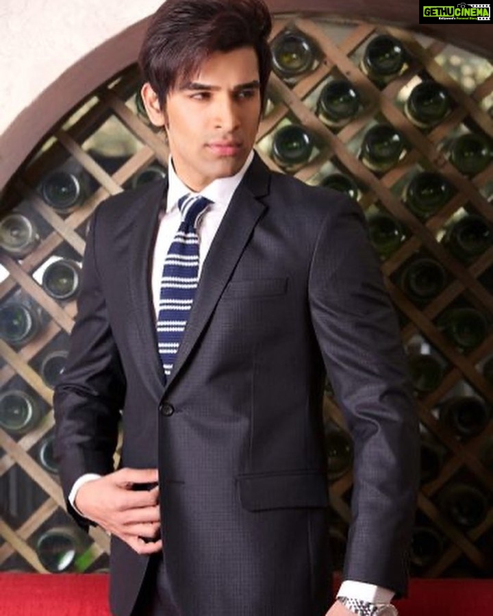 Paras Chhabra Instagram - Sharing few old pictures coz new content aane mein time hai…. #throwback #2012 #modellingdays #supermodel #paraschhabra #parasarmy #biggboss #splitsvilla5winner