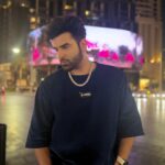 Paras Chhabra Instagram - Downtown Dubai 💰💸 Lurid x Abra ka Dabra @pitch.gray @collectlurid #paraschhabra #parasarmy #downtowndubai #dubai #burjkhalifa