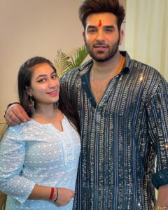 Paras Chhabra Instagram - Happy Diwali 🪔 #paraschhabra #parasarmy #family #prosperousdiwali #diwali Delhi, India