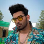 Paras Chhabra Instagram - स्टाइल में रहने का । 😎 #paraschhabra #parasarmy #biggboss