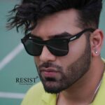 Paras Chhabra Instagram - Resist Eyewear @resisteyewearindia 😎 🥽🕶 📸 @i.parasbains #paraschhabra #parasarmy #brands #resisteyewearindia #resist #sunglasses #eyewear #sunglass