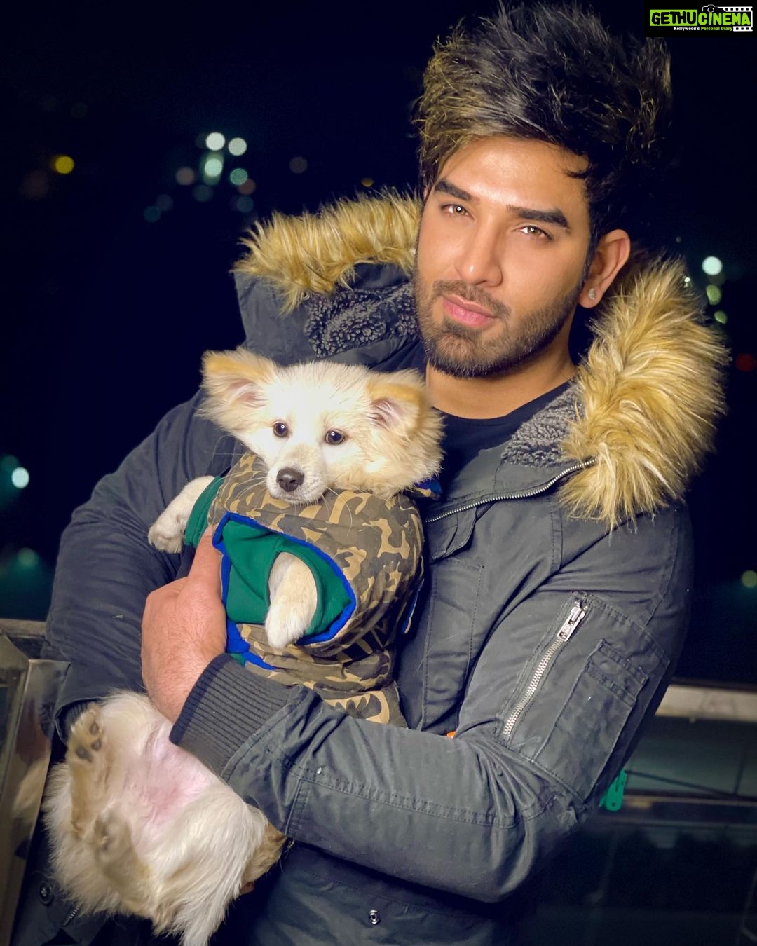 Paras Chhabra Instagram - Sabko Piccolo ki taraf se bhi Happy new year 🥳 @_piccollo_