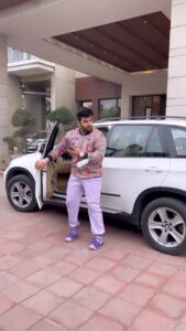 Paras Chhabra Instagram - Lol 😂 🎥 @pitch.gray #paraschhabra #meme #memes #reels #reelsinstagram #reel
