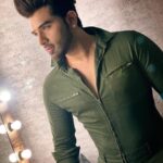 Paras Chhabra Instagram - Take charge of your attitude. Don't let someone else choose it for you.. 🤟 Jumpsuit :- @labelnischayniyogi #paraschhabra #abrakadabra #love #instagood #photooftheday #fashion #beautiful #happy #cute #tbt #picoftheday #me #selfie #summer #art #instadaily #friends #repost #nature #fun #style #smile #food #instalike #family #travel #fitness