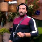 Paras Chhabra Instagram - Who all are really missing ME in the show? #WeLoveParas #bb13 #biggboss13 #kbye @colorstv @endemolshineind