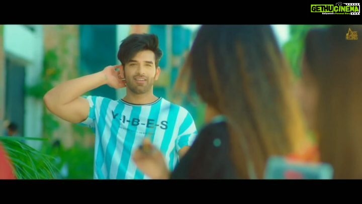 Paras Chhabra Instagram - I m in love with this song @jennyjohalmusic you have strong voice... And I am glad to be a part of your music video... 🤟😈