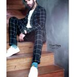 Paras Chhabra Instagram - दुश्मन से क्या लड़ेंगे ,अपनों से तो फुर्सत मिले 🤔 Photographer :- @riyabajaj_photography Stylist:- @medhavi.mehta Suit:- @label. Mae @houseofsunilmehra Studio:- @snowball.studios @studio4mumbai #photography #photoshoot #folio #paraschhabra #ruthless #king #mtv #instagram #instashot #instapic #pictures #pics #suit #tie #photoshop #lightroom #closeup #goodlooks #jaishivshankarshambhoo Snowball studios