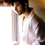 Paras Chhabra Instagram - ☕हेलो फ्रेंड्स चाय पी लो ☕ Picture credit:- @shri_krishna_portraits #paraschhabra #ruthless #king #mtv #splitsvilla #chandigarh #love #photography #pics #pictures #morning #positivity #positive #instashoot #instapic #instagram #supernan #666 #illuminati #owl #jaishivshankarshambhoo